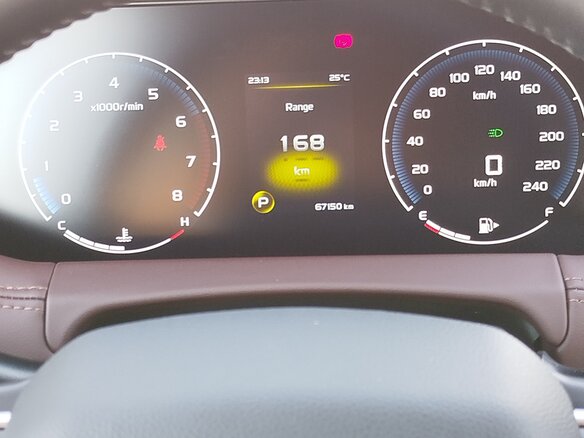 2022 Geely Okavango I, серый, 2330000 рублей - вид 5
