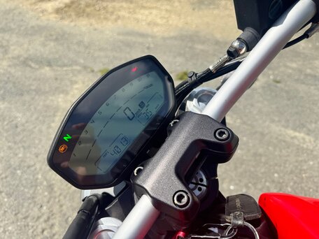 2017 Ducati Monster 797, красный, 680000 рублей, вид 4