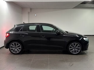 2023 Audi A1 30 TFSI II (GB), чёрный, 2273265 рублей, вид 4