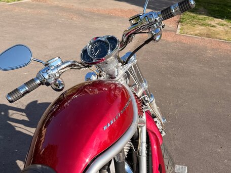 2003 Harley-Davidson V-Rod, красный, 800000 рублей, вид 5