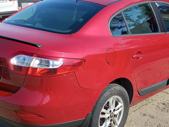 2012 Renault Fluence I, красный, 600000 рублей - вид 5