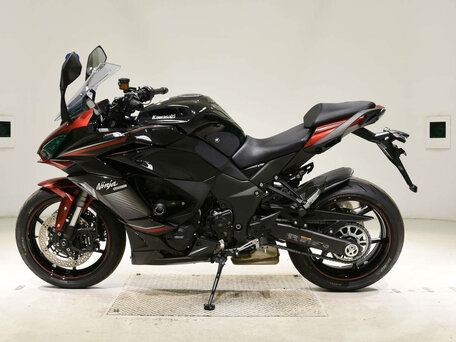 2023 Kawasaki Ninja 1000 SX, чёрный, 1260000 рублей, вид 2