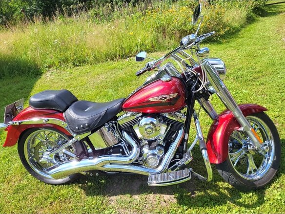 2007 Harley-Davidson Fat Boy, красный, 1500000 рублей - вид 10