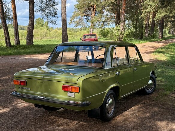 1975 Lada (ВАЗ) 21011, зелёный, 1190000 рублей - вид 8