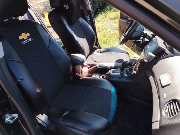 2011 Chevrolet Cruze I, чёрный, 625000 рублей - вид 12