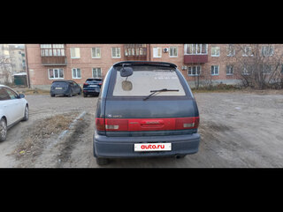 1994 Toyota Estima Emina I, зелёный, 400000 рублей, вид 4