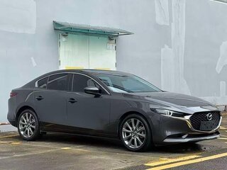 2022 Mazda 3 Axela IV (BP), серый, 1776055 рублей, вид 3