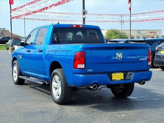2022 Ram 1500 Crew Cab eTorque V, голубой, 4926917 рублей, вид 5
