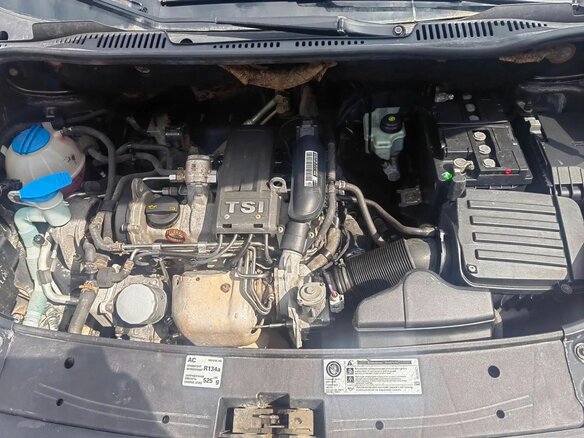 2011 Volkswagen Caddy III Рестайлинг, коричневый, 625000 рублей - вид 2