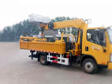 2026 Isuzu Elf (N-series), жёлтый, 9105436 рублей, вид 2
