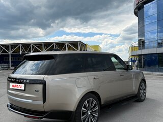 2023 Land Rover Range Rover P530 MHEV Long V, золотистый, 19100000 рублей, вид 5