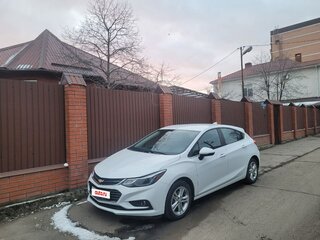 2017 Chevrolet Cruze II, белый, 1100000 рублей, вид 2