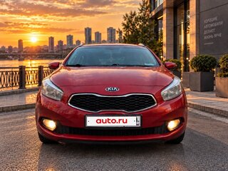 2015 Kia Ceed II, красный, 820000 рублей, вид 1