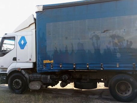 2004 Renault Premium, белый, 880000 рублей, вид 3