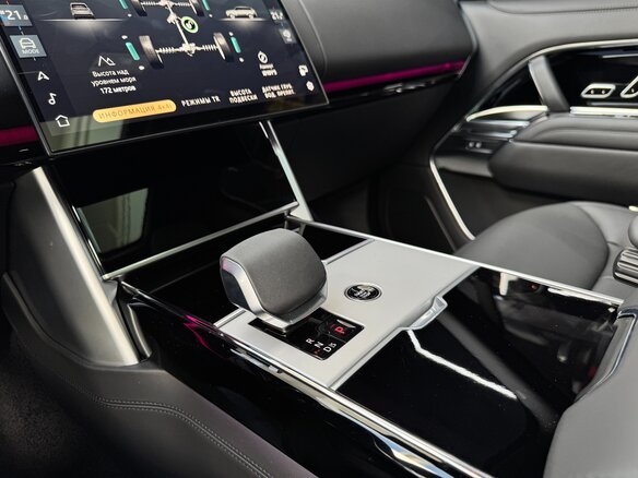 2026 Land Rover Range Rover P400 MHEV V, чёрный - вид 28