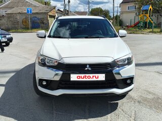 2017 Mitsubishi Outlander Sport I Рестайлинг 2, белый, 1670000 рублей, вид 1