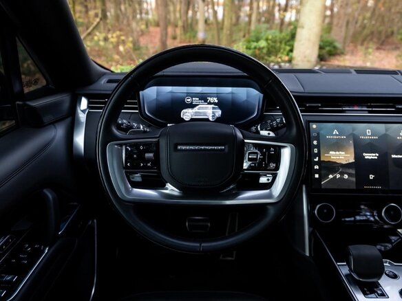 2023 Land Rover Range Rover P460e V, серый - вид 11
