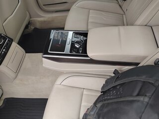 2018 Audi A8 Long 55 TFSI IV (D5), белый, 4500000 рублей, вид 5