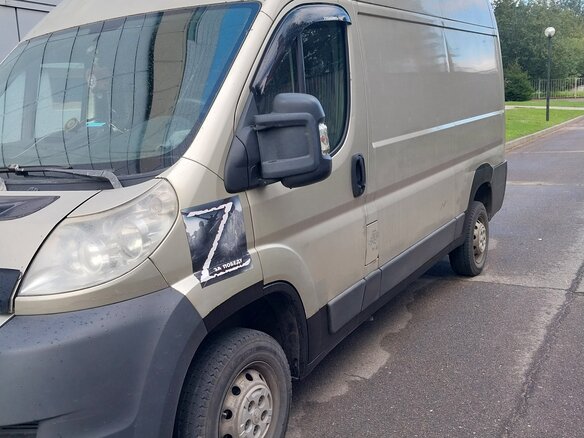 2012 Peugeot Boxer, бежевый, 1000000 рублей - вид 2