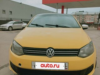 2012 Volkswagen Polo V, жёлтый, 320000 рублей, вид 2
