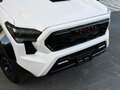 2025 Toyota Tacoma IV, белый, 11190000 рублей - вид 5