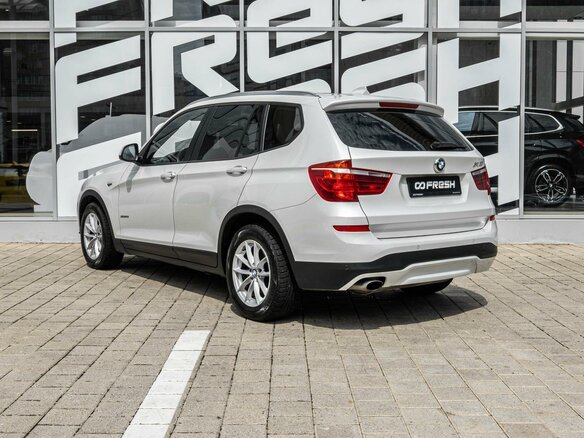2014 BMW X3 20i xDrive II (F25) Рестайлинг, белый - вид 1