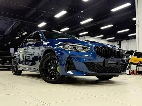 2023 BMW 1 серии 120i III (F52) Рестайлинг, синий