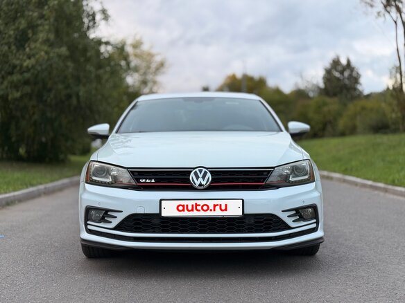 2015 Volkswagen Jetta GLI VI Рестайлинг, белый, 1650000 рублей - вид 8