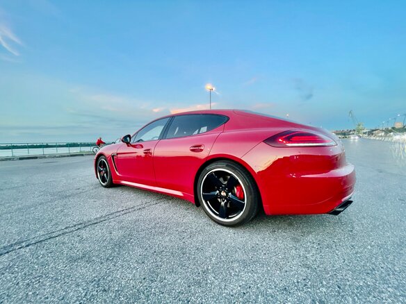 2015 Porsche Panamera GTS I Рестайлинг, красный, 4500000 рублей - вид 13