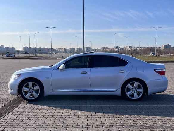 2007 Lexus LS Long 460 L IV, серебристый, 1650000 рублей - вид 7