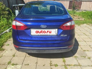 2016 Ford Fiesta Mk6 Рестайлинг, синий, 650000 рублей, вид 2