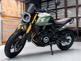 2025 Moto Morini Seiemmezzo SCR, зелёный, 744900 рублей, вид 2
