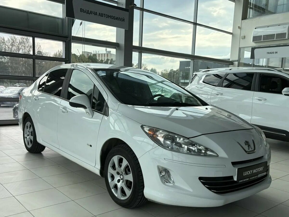 Открыть фотографии: Peugeot 408 I