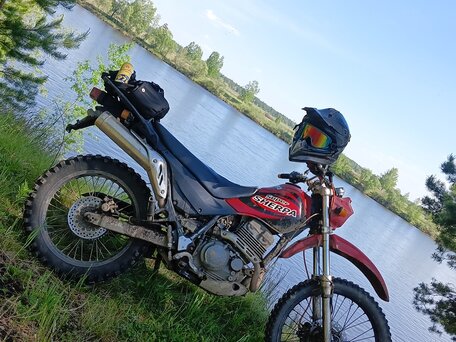 2001 Kawasaki KLX 250, красный, 230000 рублей, вид 3