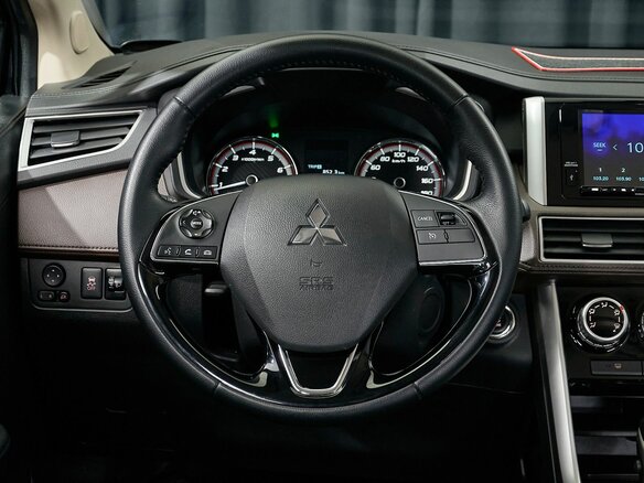 2022 Mitsubishi Xpander I, серый, 2699000 рублей - вид 21