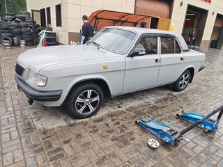 1998 ГАЗ 3110 «Волга», серый, 349000 рублей, вид 2