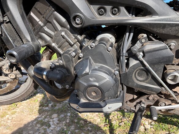 2016 Yamaha MT-09 Tracer (FJ-09), серый, 729000 рублей - вид 20