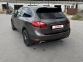 2013 Porsche Cayenne II (958), коричневый, 2550000 рублей - вид 2