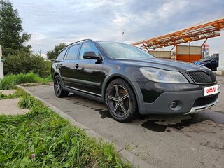 2011 Skoda Octavia Scout II (A5) Рестайлинг, чёрный, 1520000 рублей, вид 3