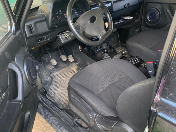 2001 Lada (ВАЗ) 2121 (4x4) I Рестайлинг, чёрный, 550000 рублей - вид 4