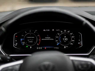 2021 Volkswagen Tiguan II Рестайлинг, серебристый, 2305000 рублей, вид 5