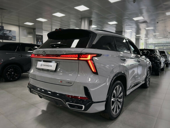 2026 Changan CS75 Plus IV, серебристый, 4299900 рублей - вид 6
