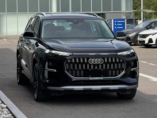 2026 Audi Q6 40 TFSI, чёрный, 7300000 рублей, вид 2