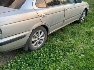 1999 Nissan Sunny B15, серебристый, 180000 рублей, вид 2