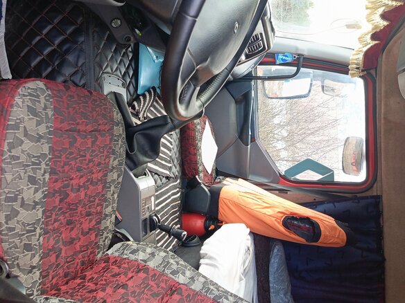2003 Renault Premium, красный, 915000 рублей - вид 11