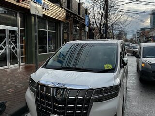 2021 Toyota Alphard III Рестайлинг, белый, 7000000 рублей, вид 4