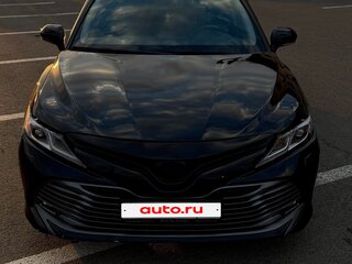 2021 Toyota Camry VIII (XV70), чёрный, 2350000 рублей, вид 2