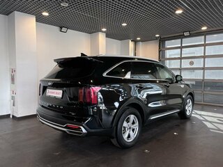 2021 Kia Sorento IV, чёрный, 3325000 рублей, вид 3