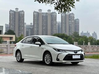 2023 Toyota Corolla XII (E210), белый, 1739000 рублей, вид 3