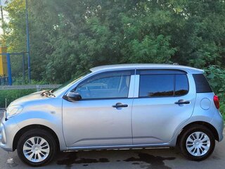 2017 Toyota Passo III, серебристый, 810000 рублей, вид 3